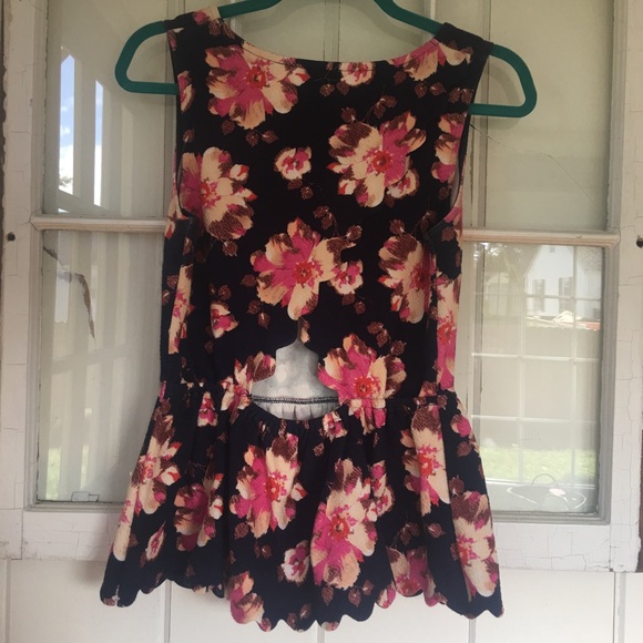 Anthropologie navy floral peplum top - Picture 3 of 7