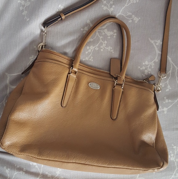 Coach satchel - Picture 1 of 5