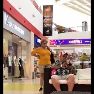 Meet your Posher, Monica