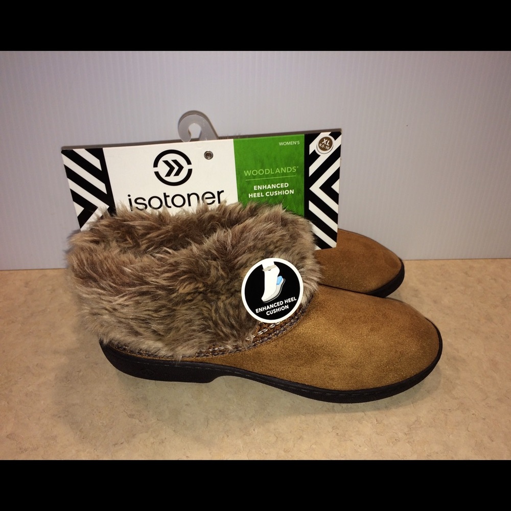 Isotoner Woodlands Women's Slippers