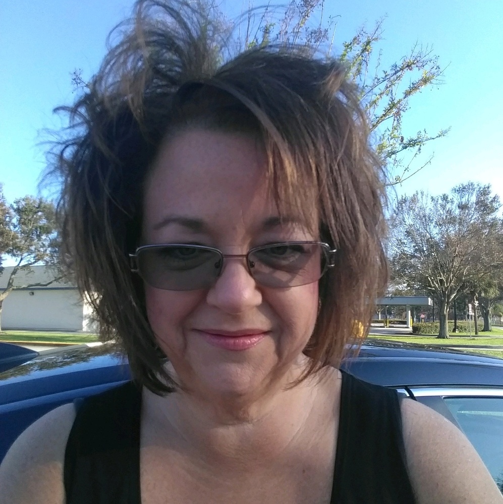 Meet your Posher, Tina