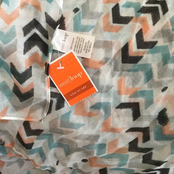 Brand New Long Soft Scarf - Picture 4 of 5