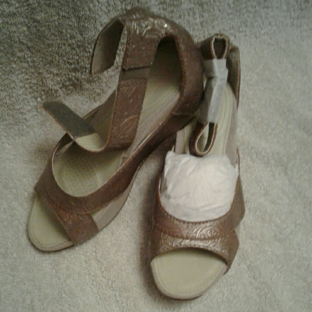 OTBT SHOES
