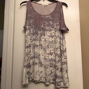 Open shoulder top