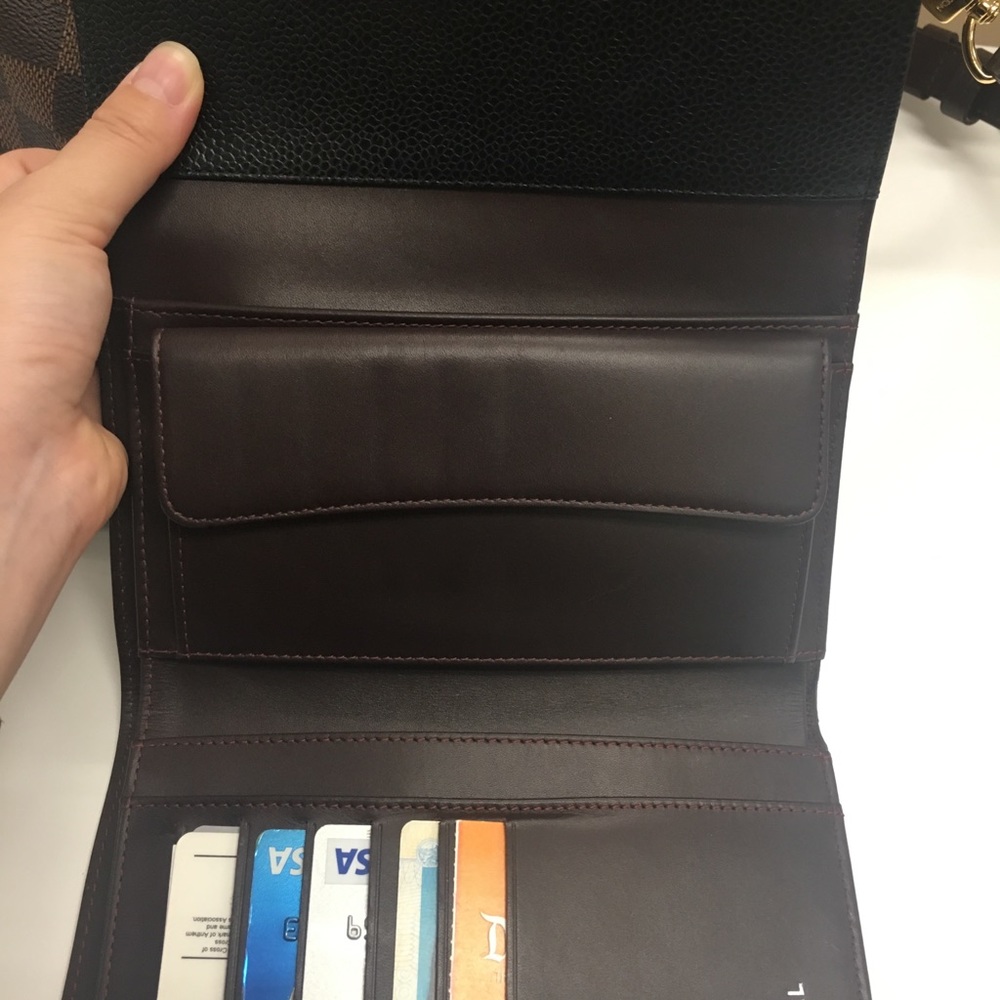 SOLD! Chanel black caviar long flap wallet - Picture 4 of 8