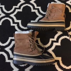 Men's size 11  winter boots