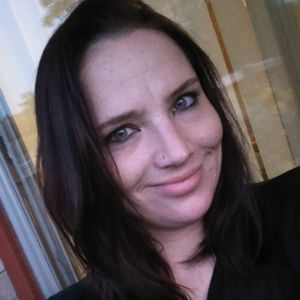 Meet your Posher, Cassandra