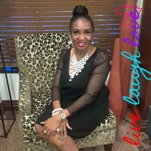 Meet your Posher, Cecelia