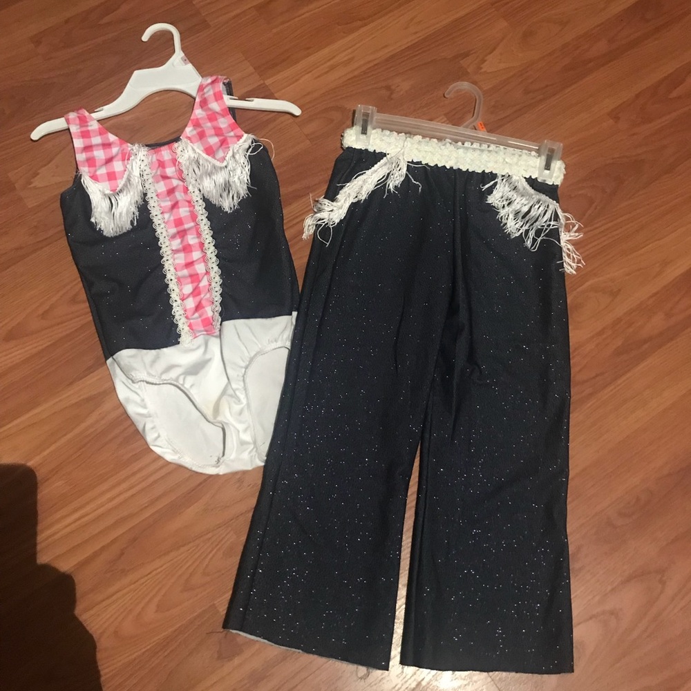 Girls western wear costume