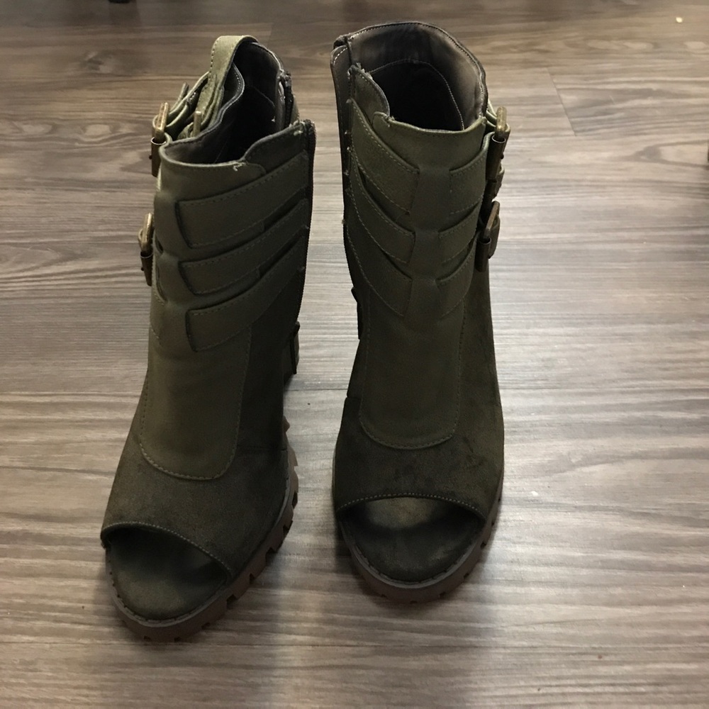Green booties