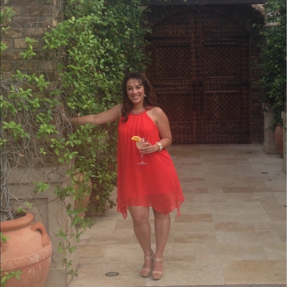 Meet your Posher, Ana - Picture 1 of 1