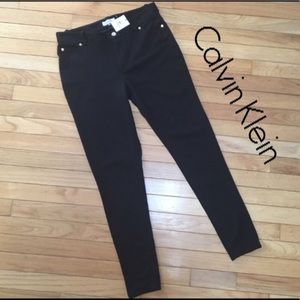 Calvin Klein Black Skinny Pants❣️