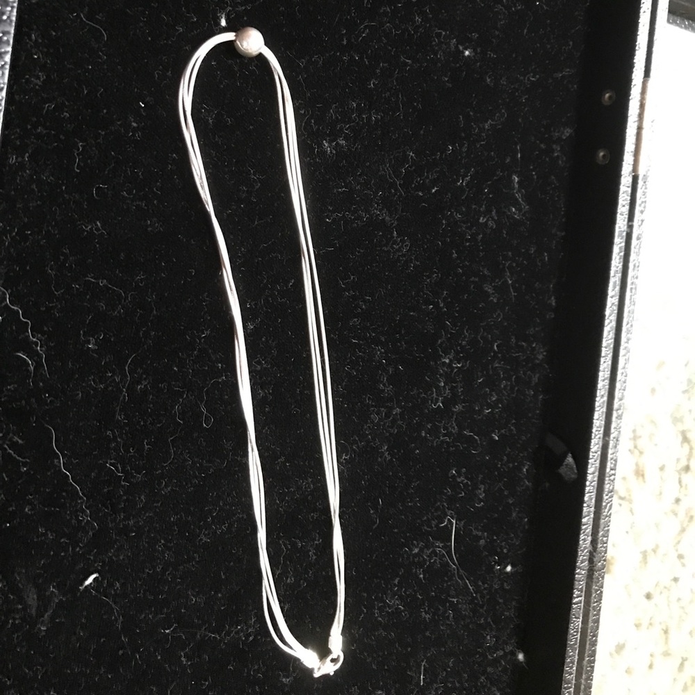 Sterling silver silpada 3 strand necklace