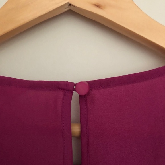 BCBGeneration Magenta Purple Blouse Size Small - Picture 5 of 6