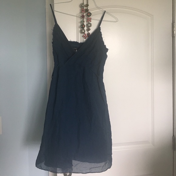 Dress - Picture 4 of 5