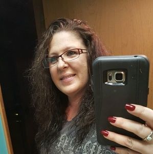 Meet your Posher, Tina