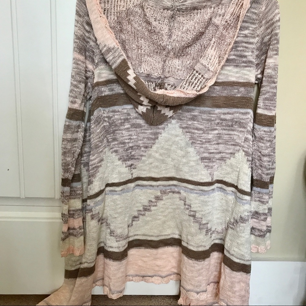 NWT Neutral Colored Print Boho Knit Cardigan - Picture 5 of 5