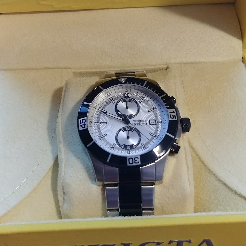 Invicta Watch - Picture 2 of 3