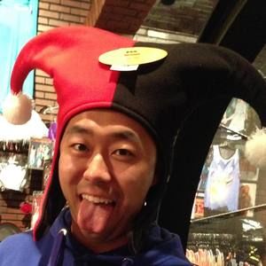 Meet your Posher, Victor