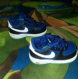 Infant Air Force 1s