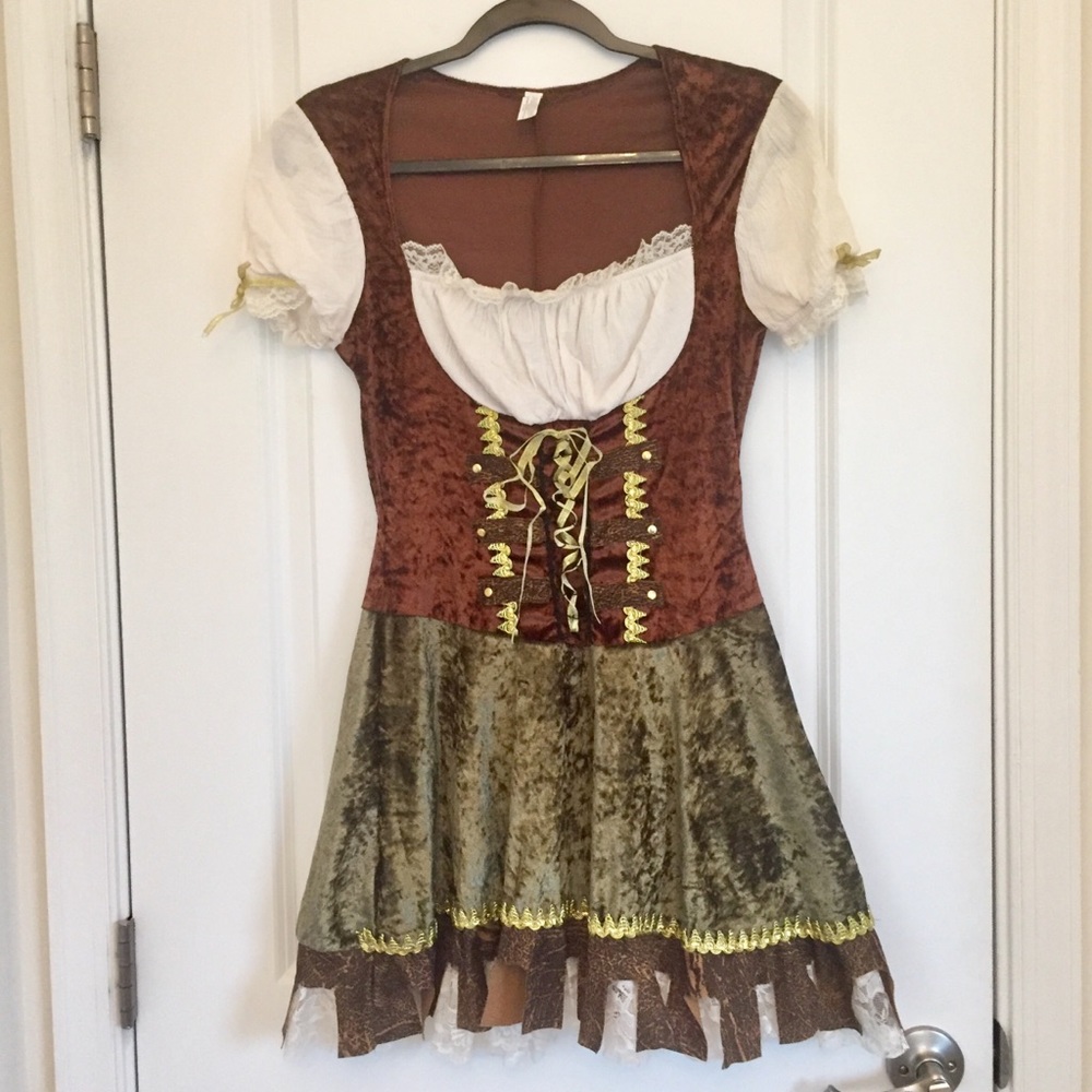 Sexy Adult Halloween Costume Tavern maid / Pirate