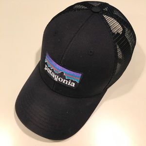 Patagonia P6 Logo Trucker Hat