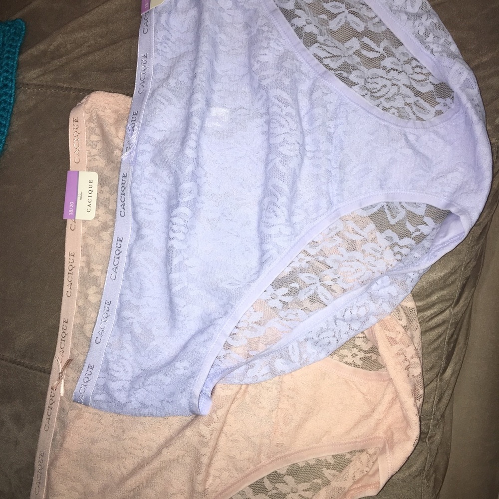 BNWT cacique hipster