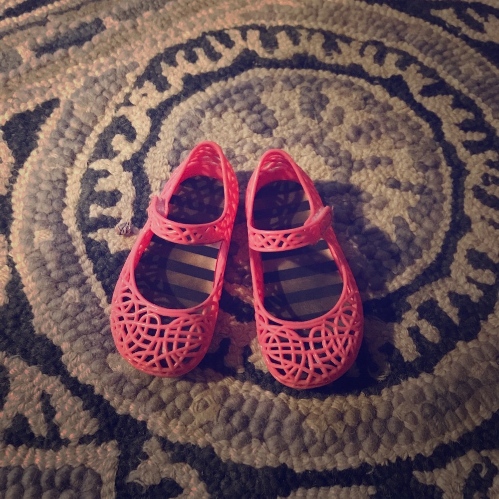 Hot pink jelly flats