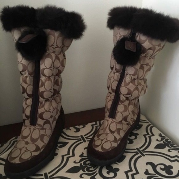 Coach Boots - Picture 2 of 5