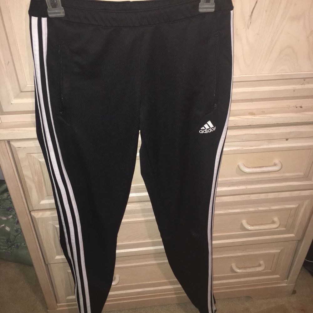 Adidas sweatpants climate cool size small