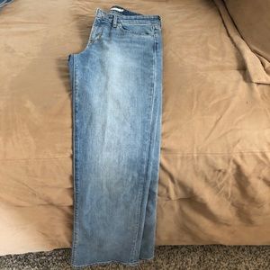 Levi’s 715 Bootcut Jeans - size 28