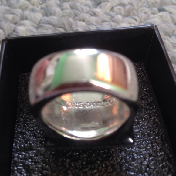 New Vince Camuto adjustable ring - Picture 7 of 7