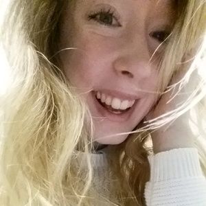 Meet your Posher, Cynthia