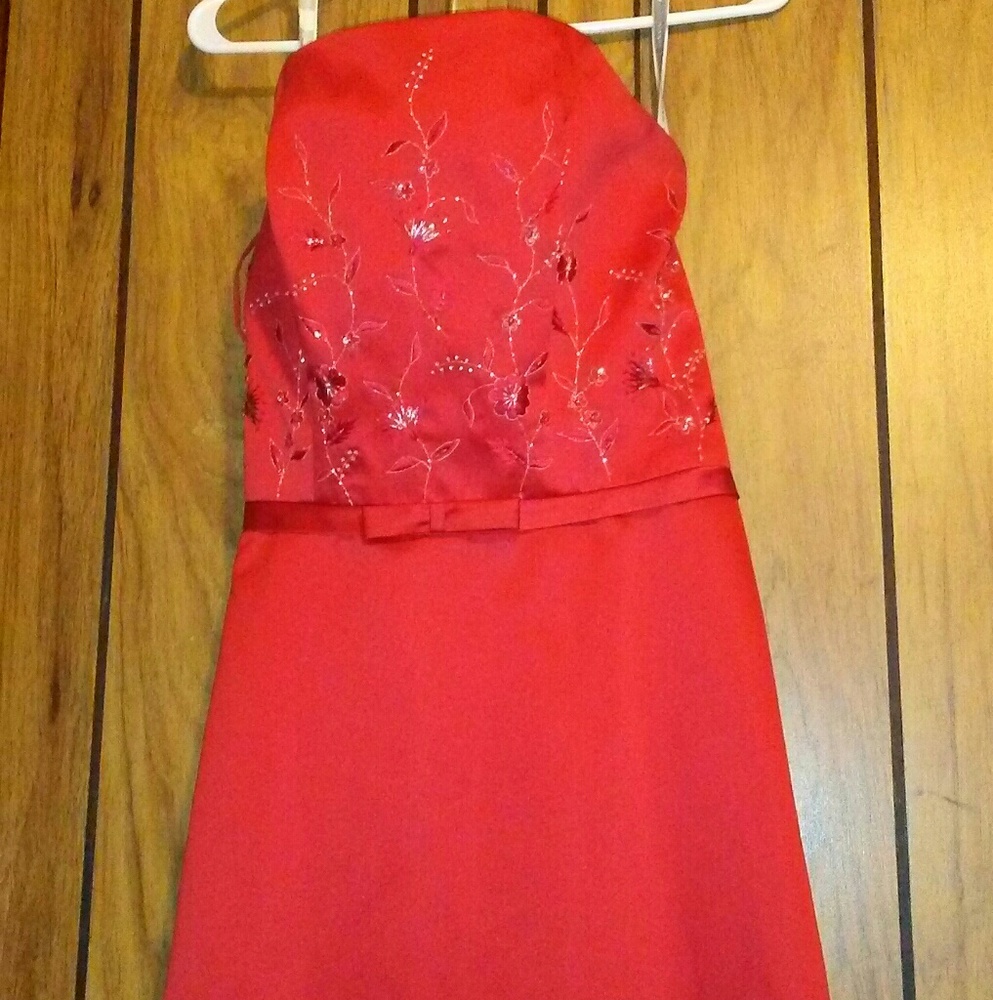 Alfred Angelo red dress