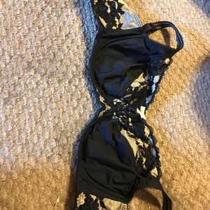 32 f bra
