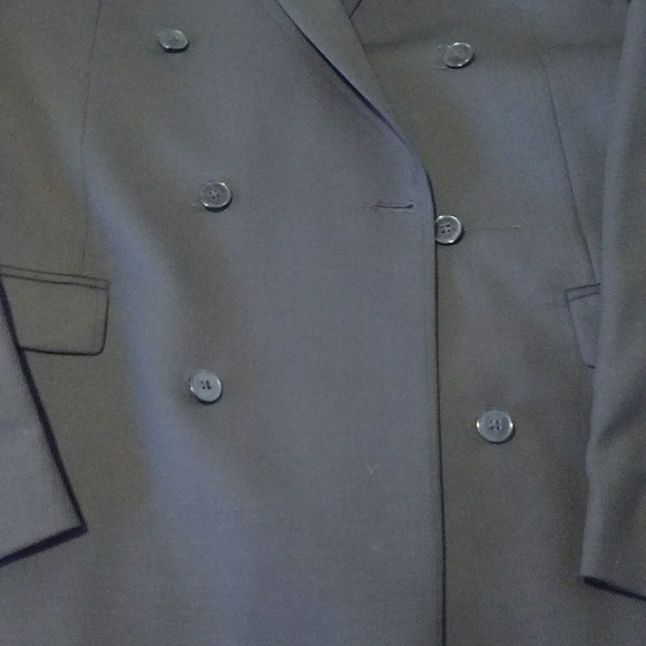 Mens suit - Picture 2 of 3