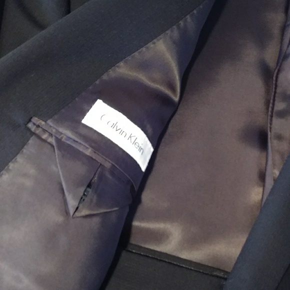 Mens suit - Picture 3 of 3