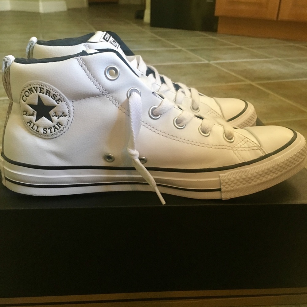 Converse leather all star shoe