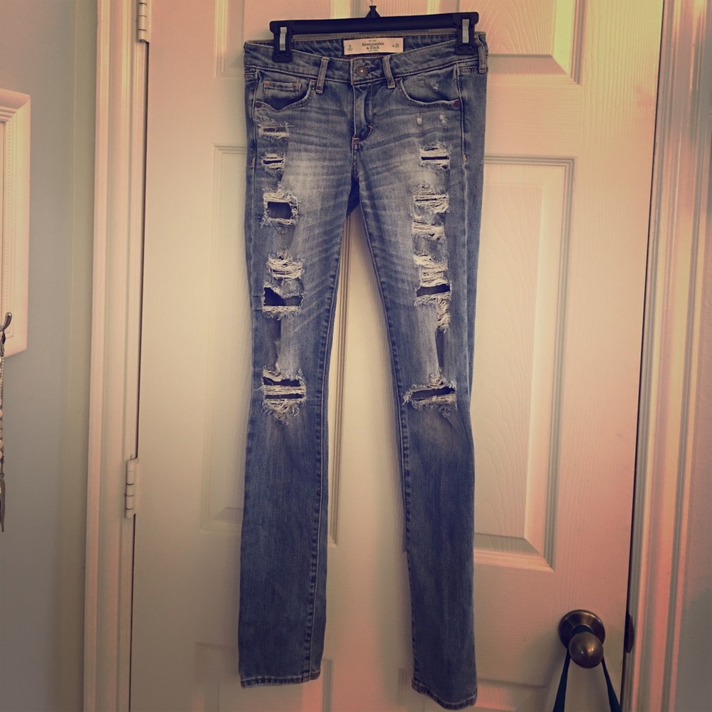 Abercrombie destroyed skinnies