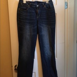 Aura booty- up jeans.