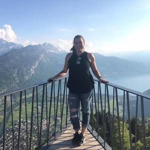 Meet your Posher, Jen