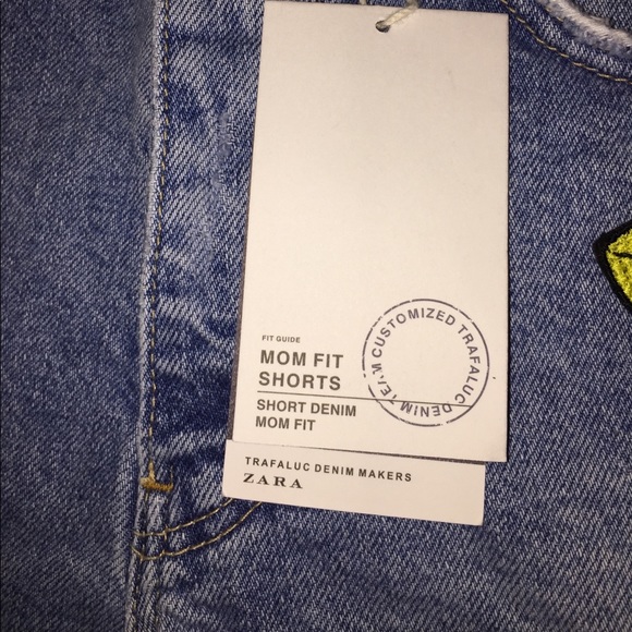 Zara Trafaluc Lips Denim Shorts - Picture 5 of 6