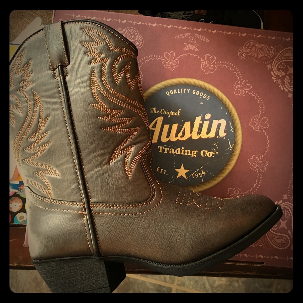 Boys cowboy boots