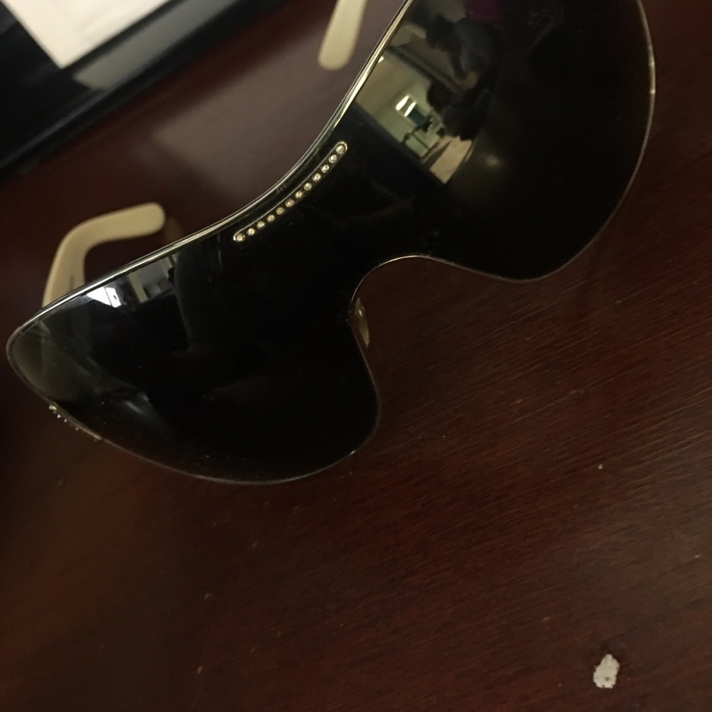 Dolce gabbanna sun glasses with case
