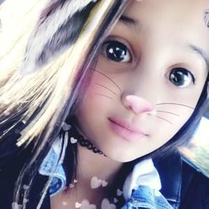 Meet your Posher, Naomi