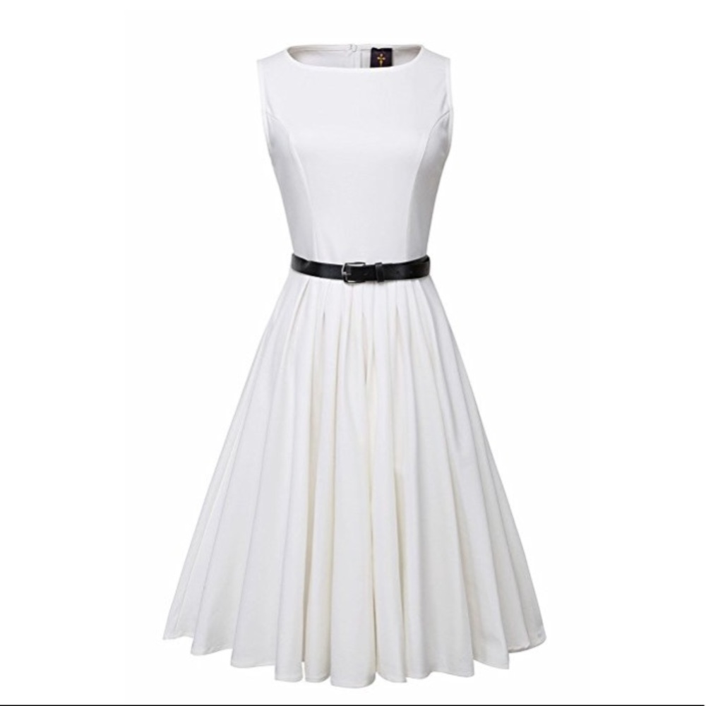 White Vintage Dress (NEVER WORN)