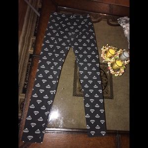 Charlotte Russe Diamond print leggings