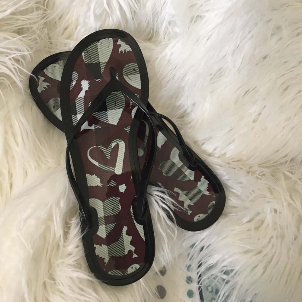 Burberry flip flops
