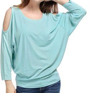 Brand New w/tags SUPER COMFY perfect FALL top!
