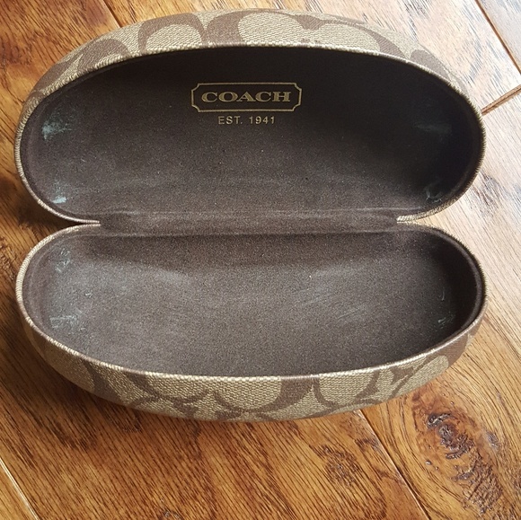 🎉SOLD🎉Coach "Keri" Sunglasses - Picture 5 of 7